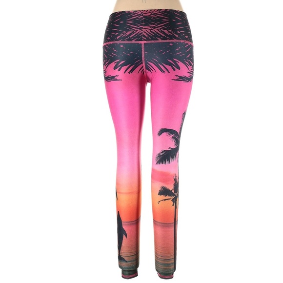 TEEKI Mid Rise Yoga Athleisure Tropical Leggings Large Sunset Beach Boho - Picture 2 of 9